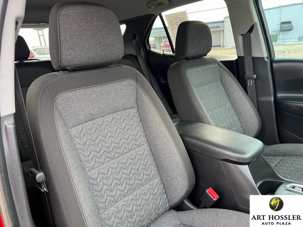 Used 2023 Chevrolet Equinox LT FWD image 10