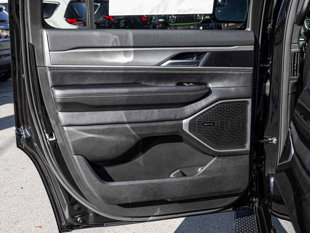 New 2025 Jeep Wagoneer Series II image 11