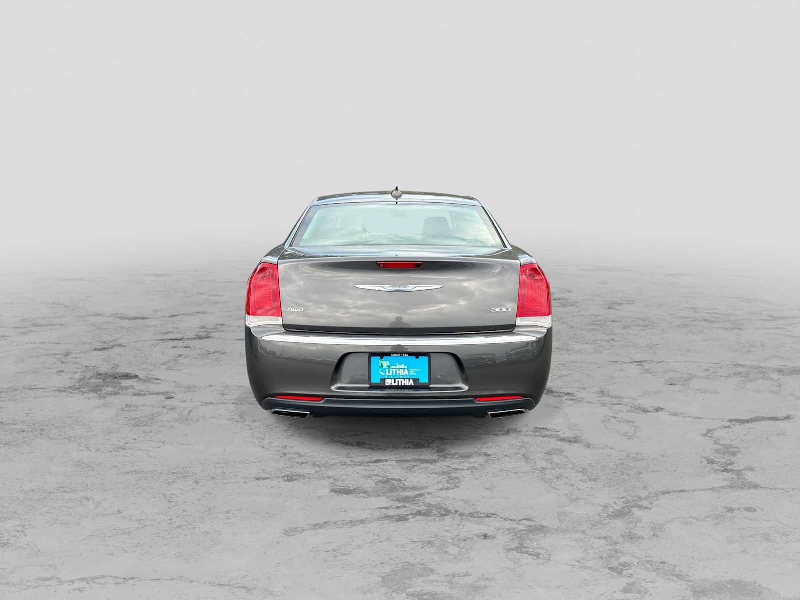 Used 2017 Chrysler 300 Limited AWD/4WD image 7