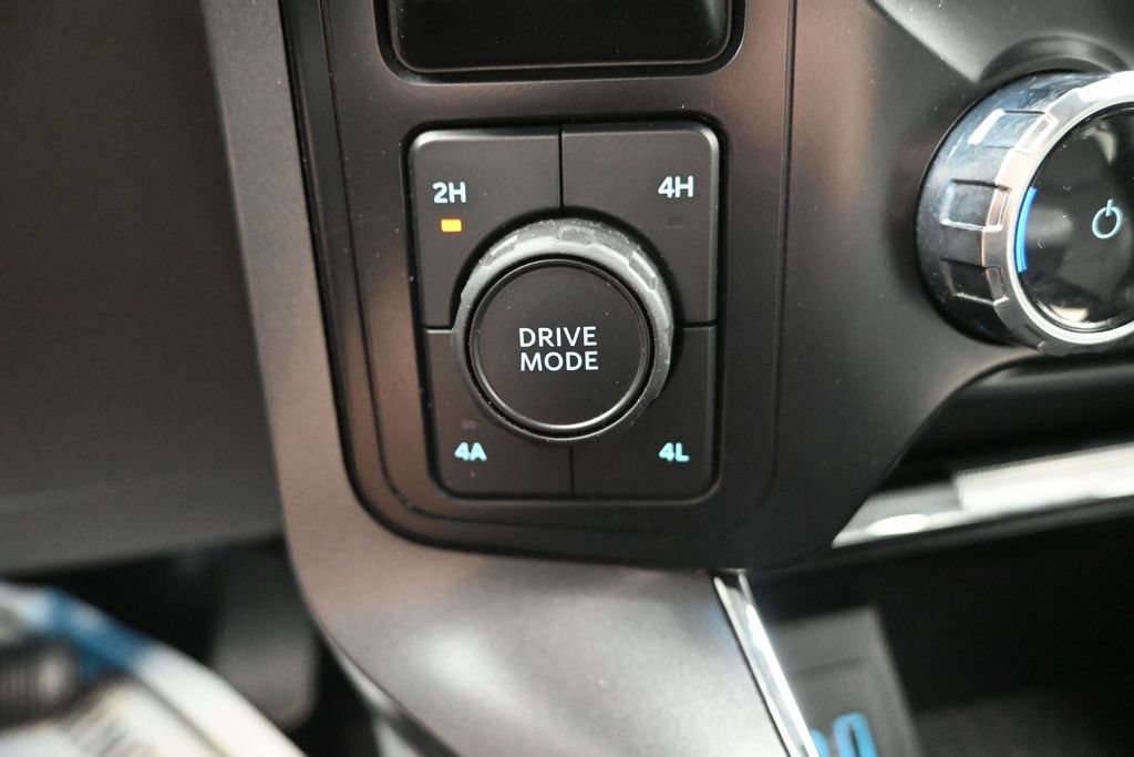 Used 2023 Ford F150 Lariat AWD/4WD image 24