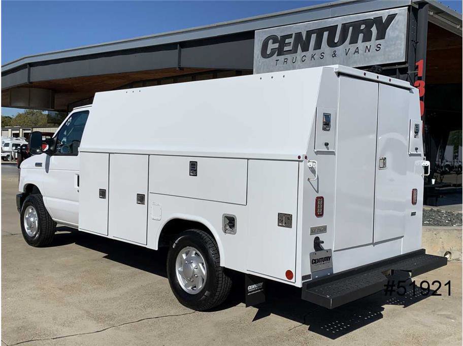 Used 2022 Ford E-350 and Econoline 350 Super Duty w/ Power Windows & Locks Group image 6