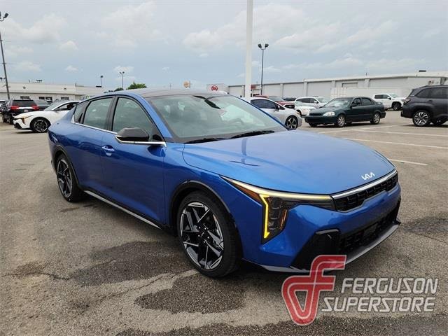 New 2025 Kia K4 GT-Line w/ GT-Line Sunroof Package image 1