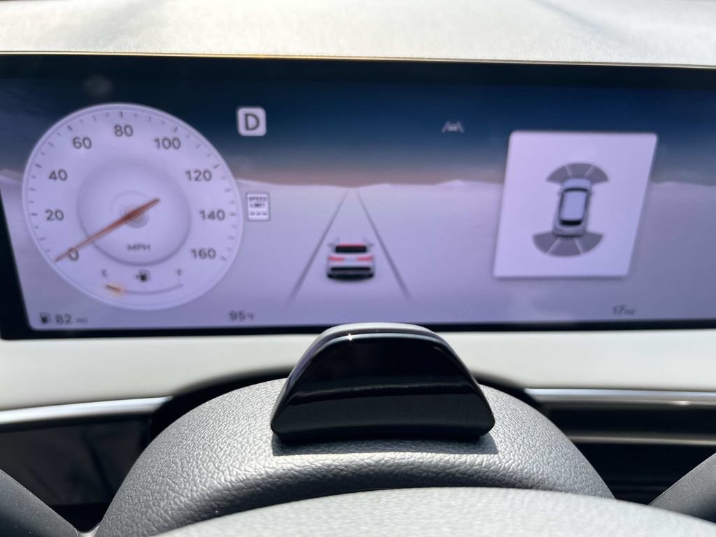 New 2027 Genesis GV70 2.5T Select AWD/4WD image 38