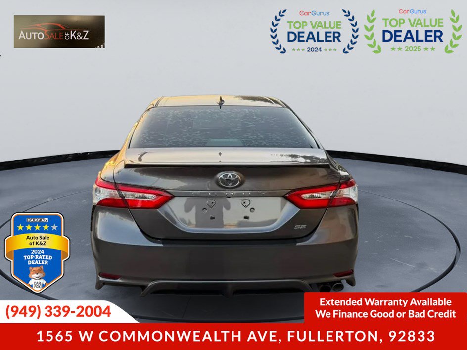 Used 2020 Toyota Camry SE FWD image 4