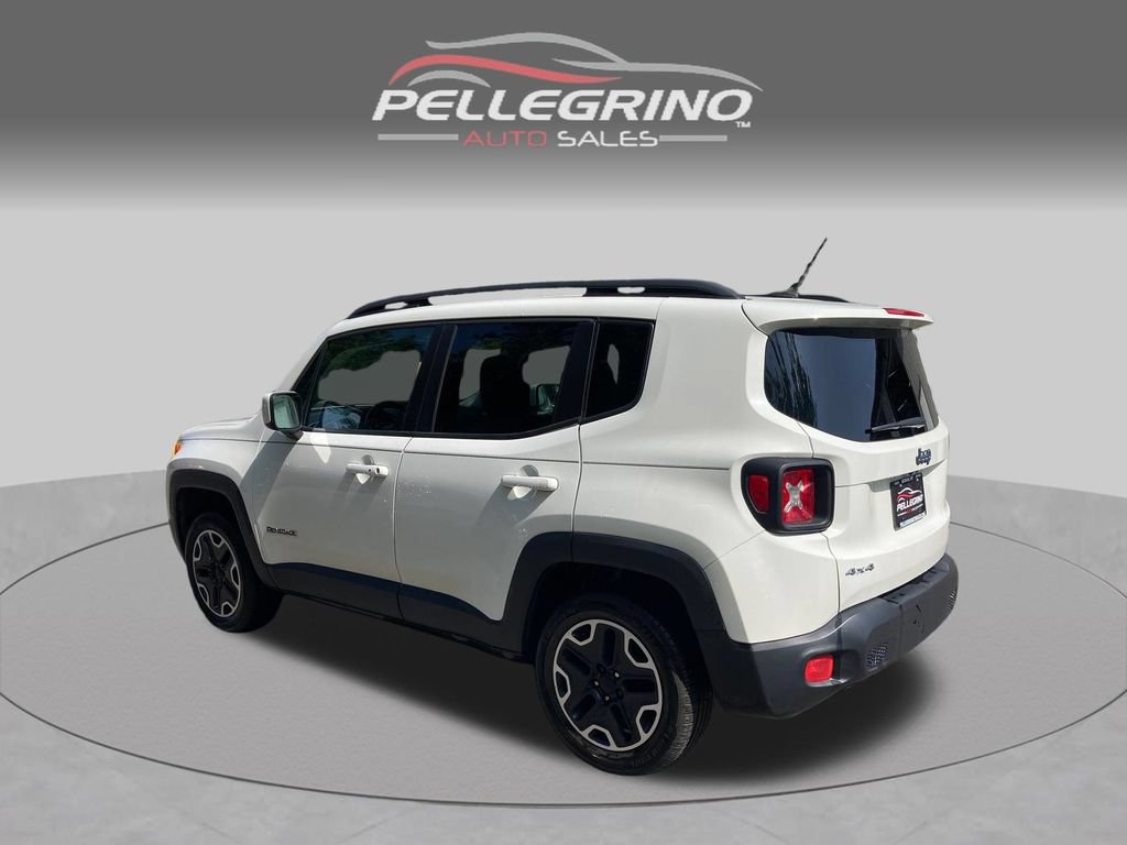Used 2016 Jeep Renegade Latitude AWD/4WD image 4