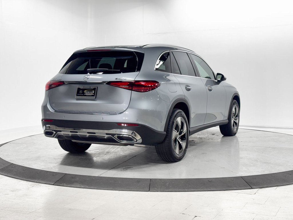 Used 2024 Mercedes-Benz GLC 300 4MATIC image 33