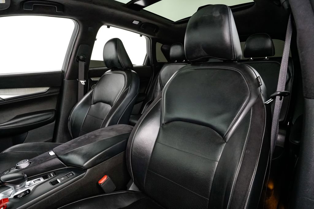 Used 2019 INFINITI QX50 Essential w/ Sensory Package image 13