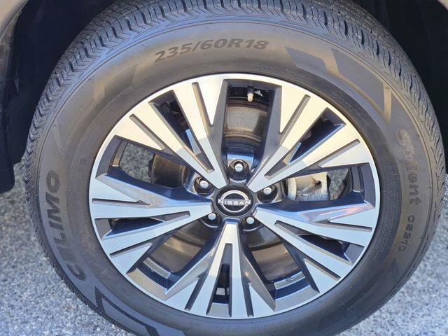 Certified 2023 Nissan Rogue SV image 10