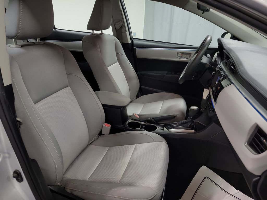 Used 2015 Toyota Corolla LE image 23