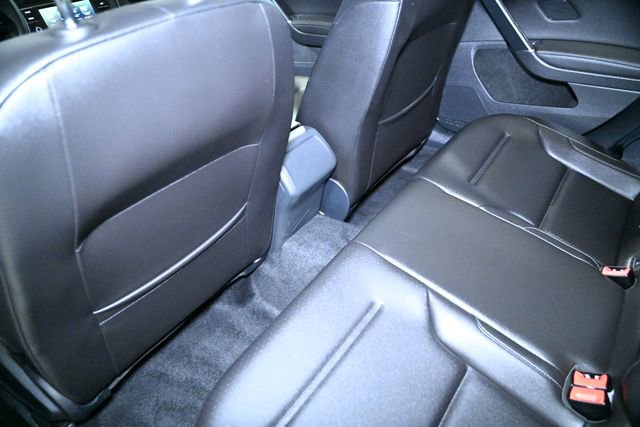 Used 2020 Volkswagen Golf 1.4T TSI image 37