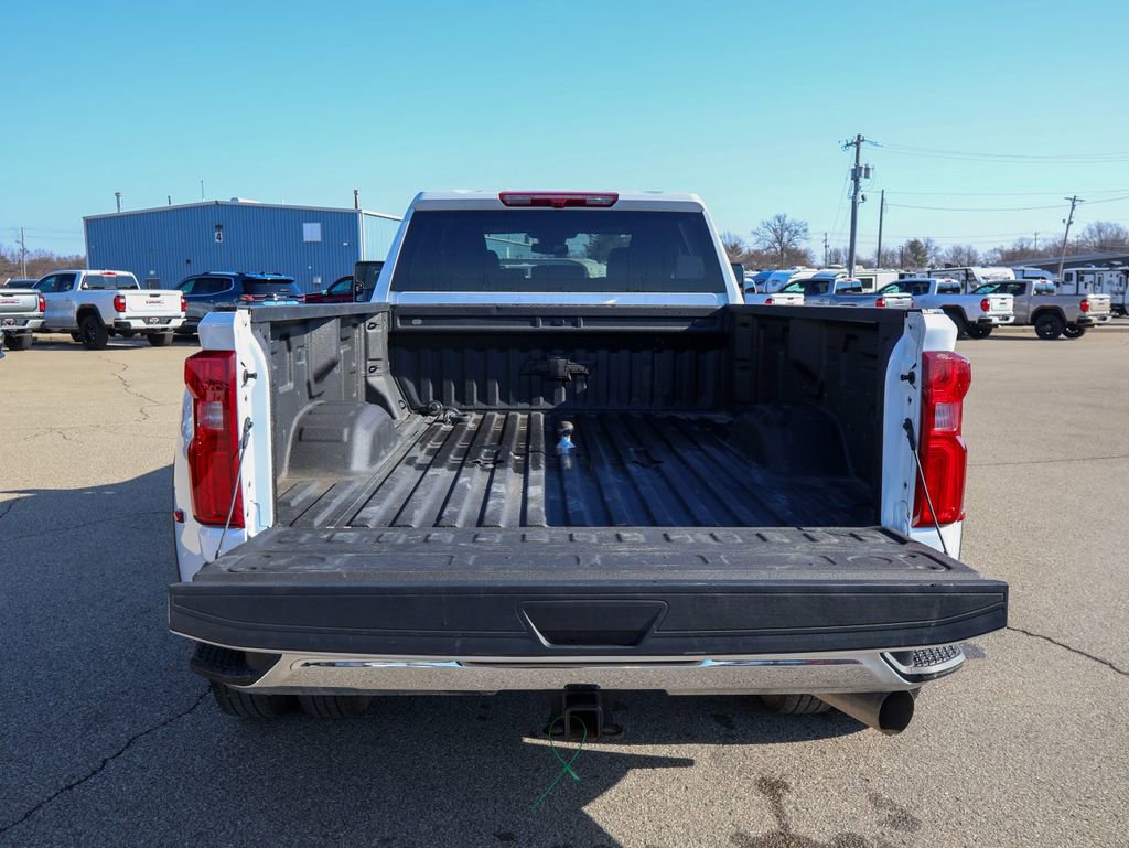 Certified 2025 Chevrolet Silverado 3500 LT w/ Safety Package image 5