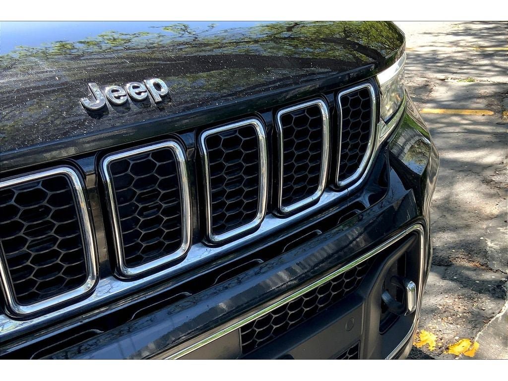Used 2022 Jeep Grand Cherokee L Overland AWD/4WD image 33