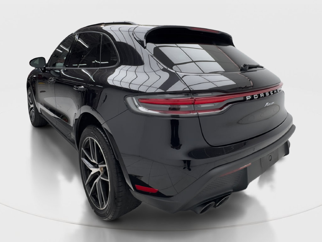 Used 2024 Porsche Macan Turbo AWD/4WD image 11