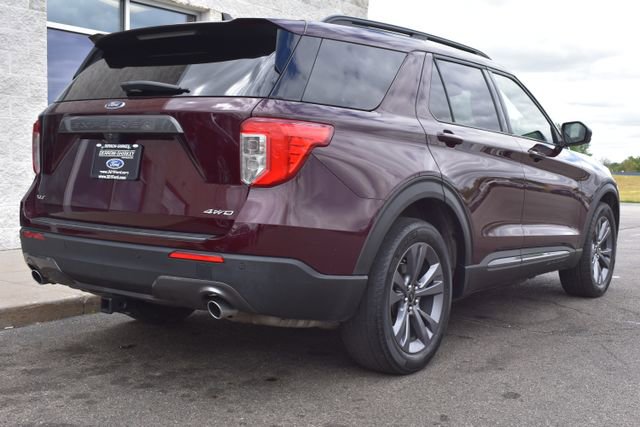 Used 2022 Ford Explorer XLT w/ Equipment Group 202A AWD/4WD image 16