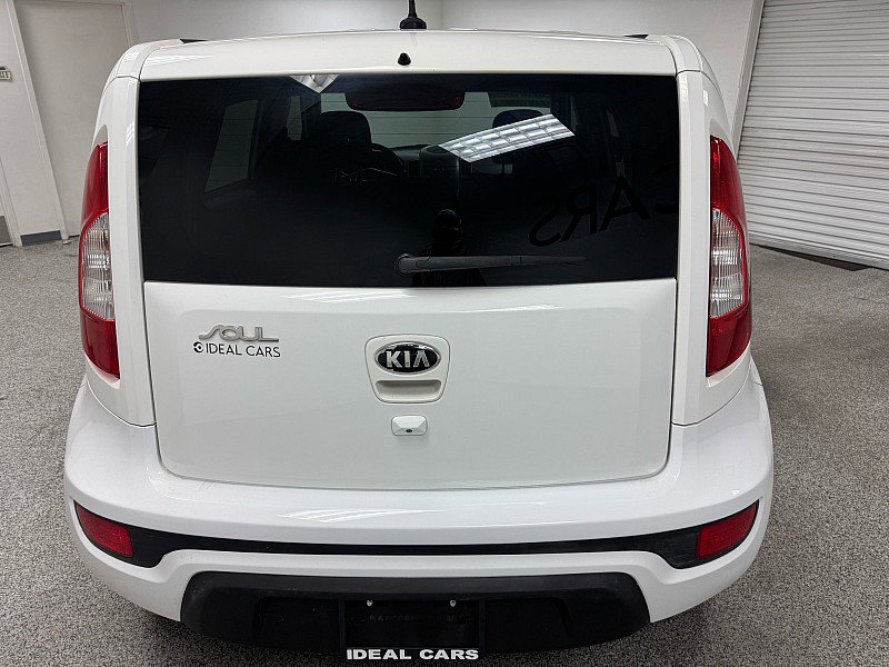 Used 2013 Kia Soul + w/ Audio Pkg FWD image 6