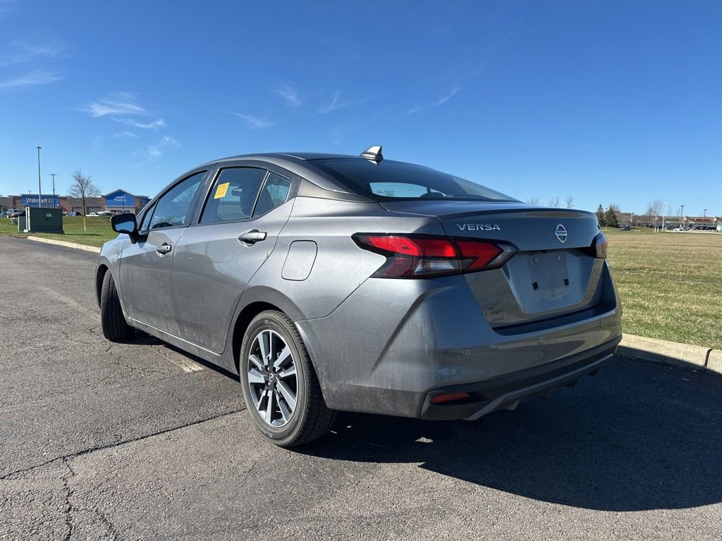 Used 2021 Nissan Versa SV image 7