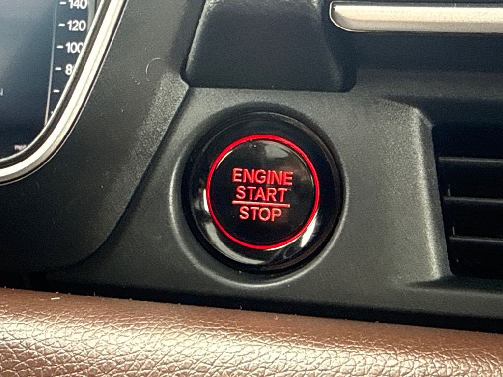 Certified 2023 Honda Pilot Elite image 30