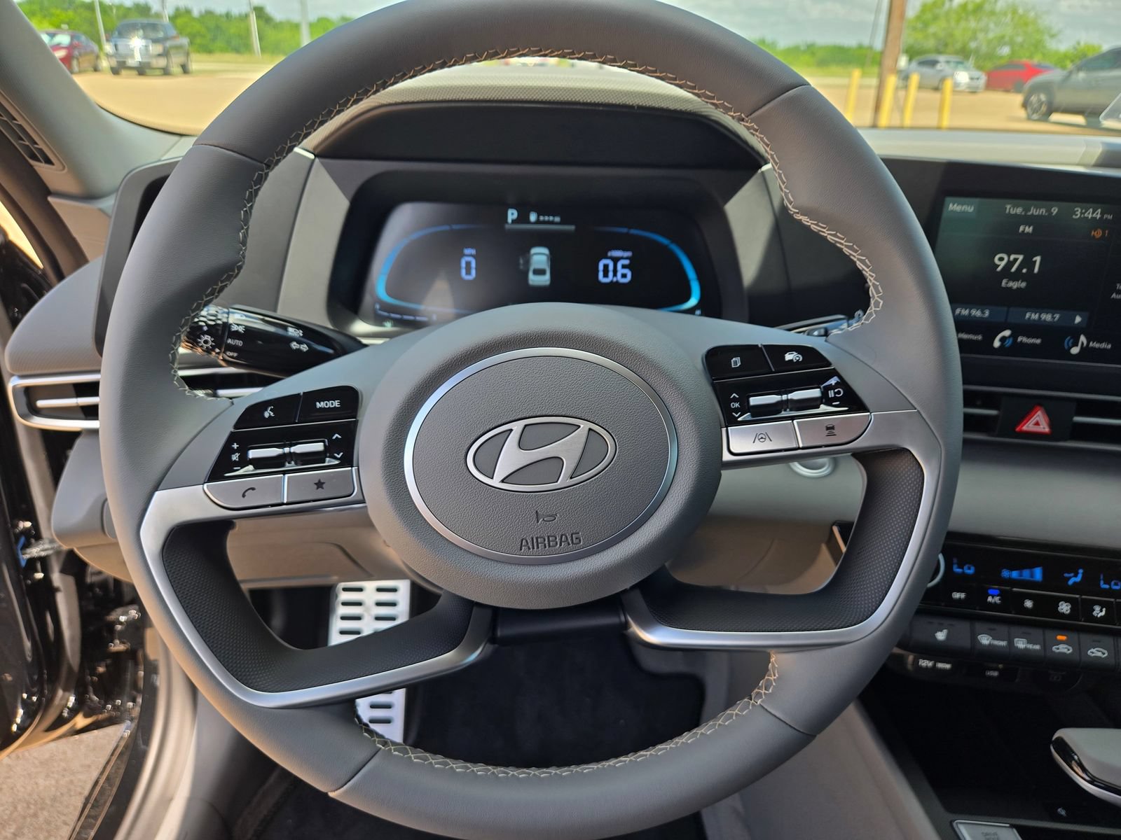 New 2026 Hyundai Elantra SEL Sport Premium FWD image 10