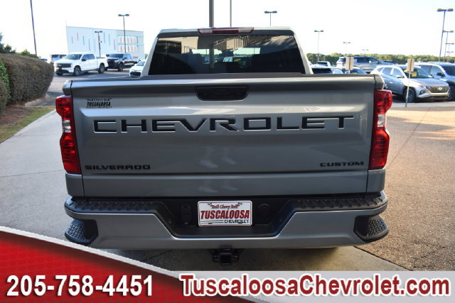 New 2026 Chevrolet Silverado 1500 Custom w/ LPO, Dark Essentials Package AWD/4WD image 8