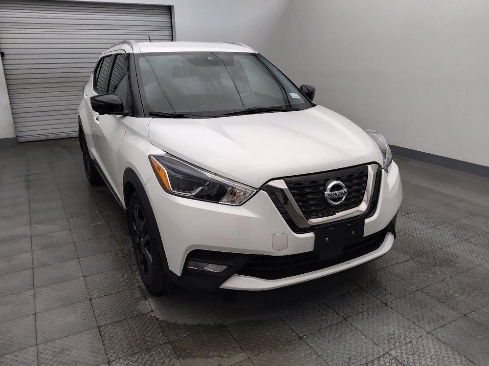 Used 2020 Nissan Kicks SR FWD image 14