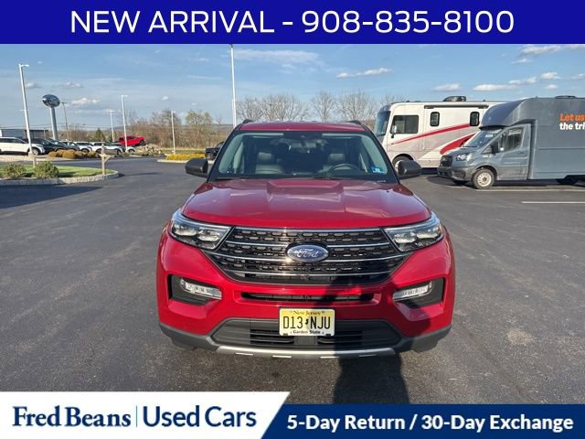 Used 2020 Ford Explorer XLT w/ Equipment Group 202A image 2