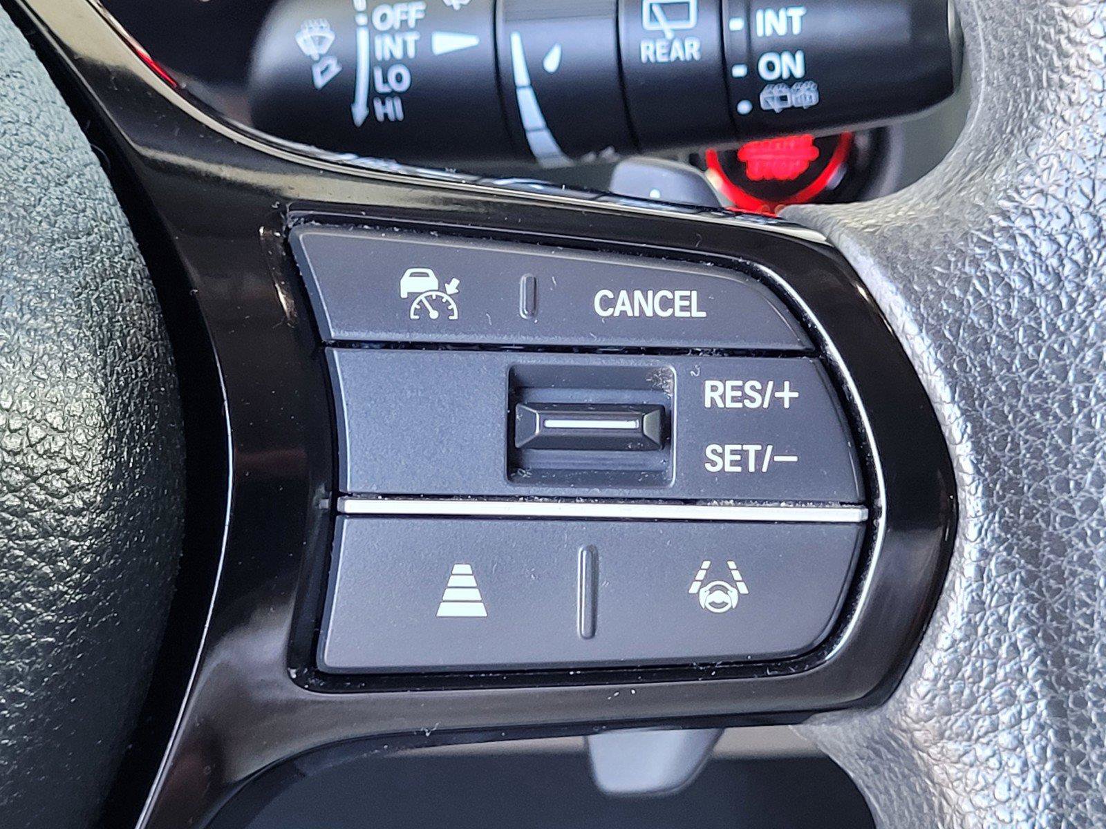 Used 2023 Honda Pilot LX image 31