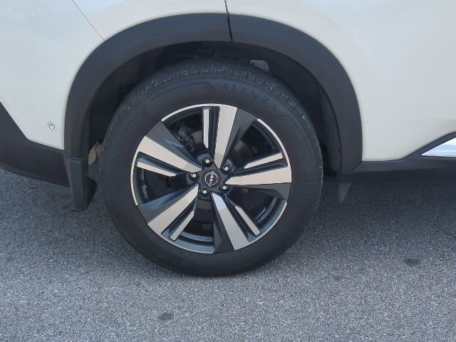 Used 2023 Nissan Rogue SL w/ SL Premium Package AWD/4WD image 34