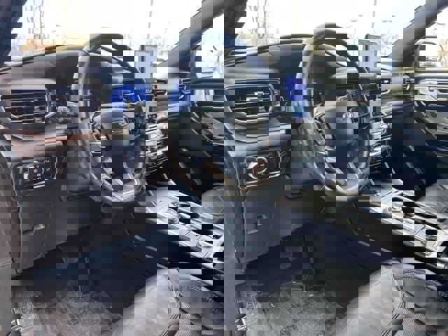 Used 2023 Ford Explorer Platinum w/ Technology Package image 25