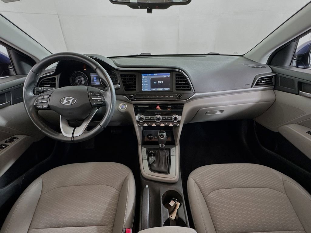Used 2020 Hyundai Elantra Value Edition w/ Cargo Package (C1) FWD image 28