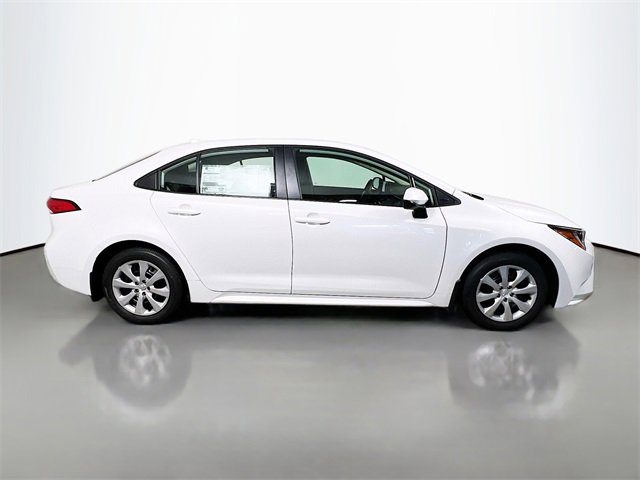 New 2026 Toyota Corolla LE image 2