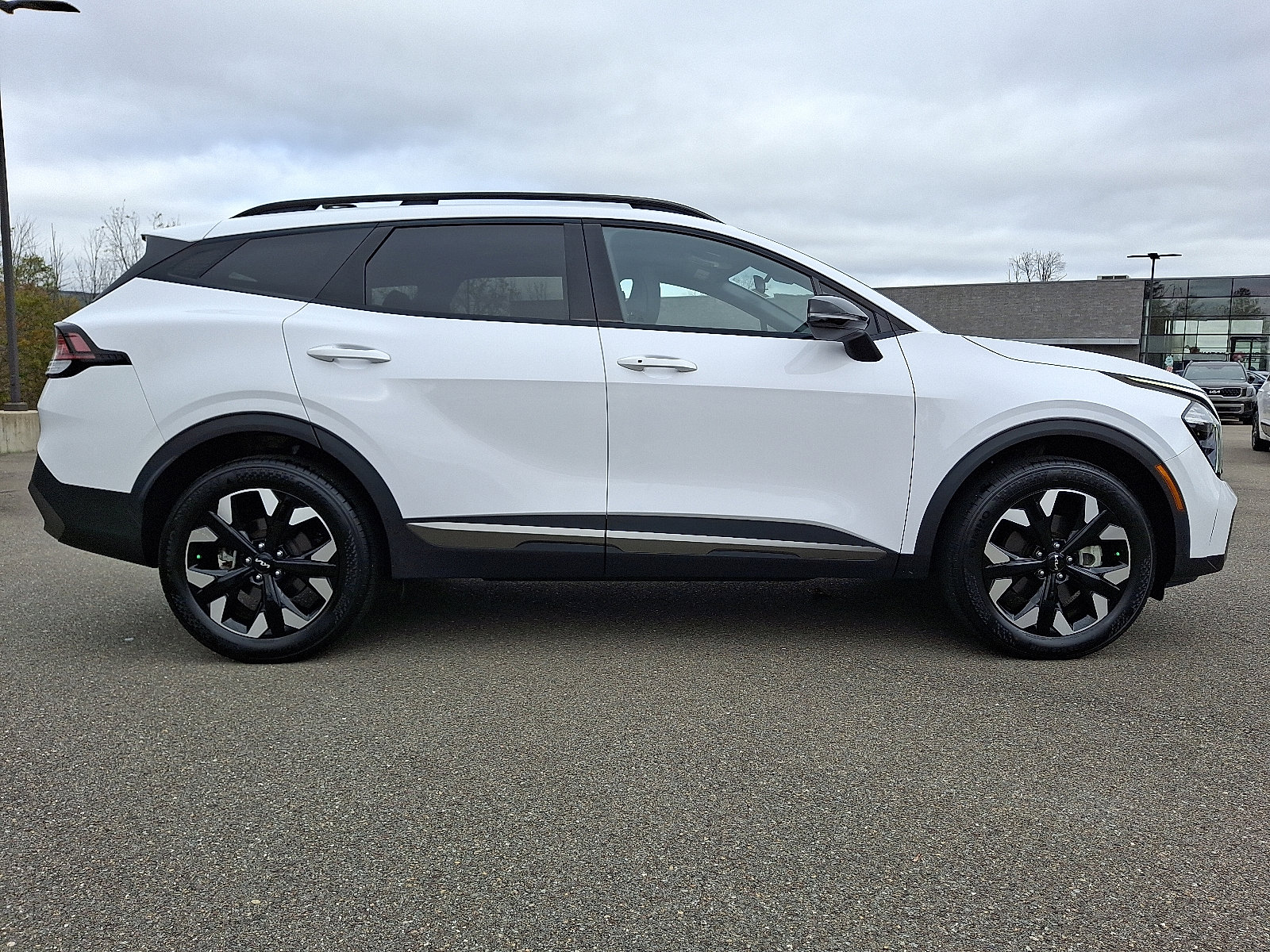 Used 2023 Kia Sportage X-Line image 7