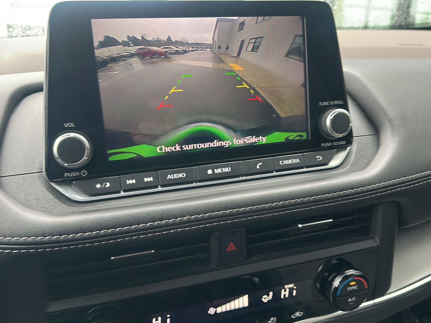 Used 2023 Nissan Rogue SV FWD image 24