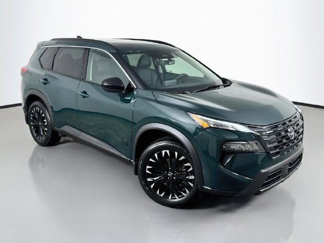 Used 2026 Nissan Rogue Dark Armor AWD/4WD image 3