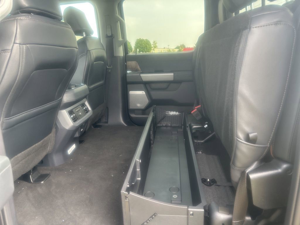 New 2026 Ford F250 Lariat image 19