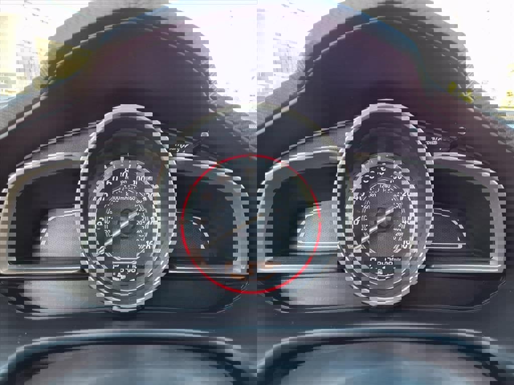 Used 2015 MAZDA MAZDA3 i SV image 29