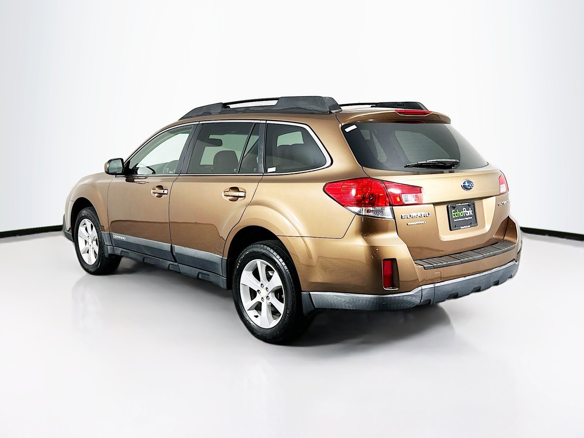 Used 2013 Subaru Outback 2.5i Premium w/ Popular Pkg 1B image 5
