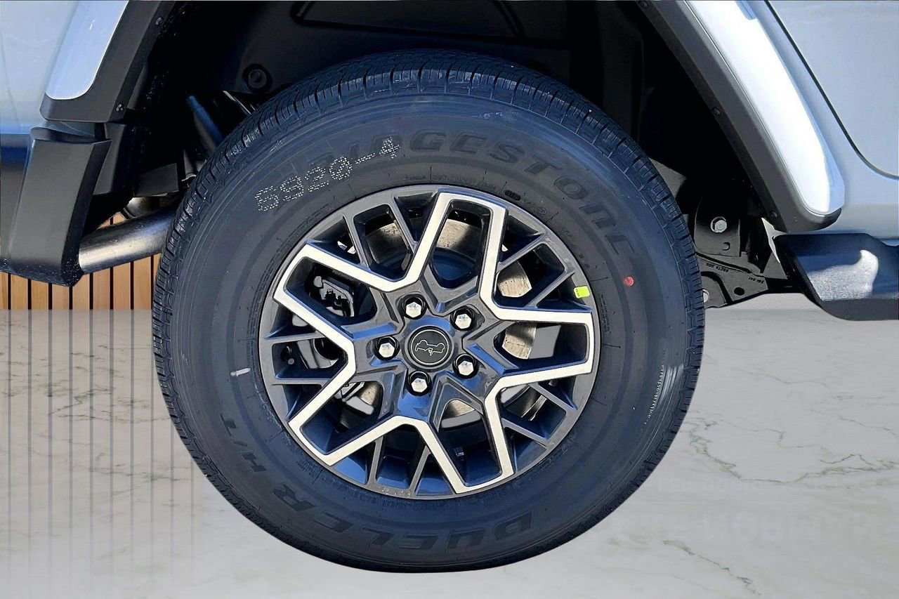 New 2026 Jeep Wrangler Sahara AWD/4WD image 35