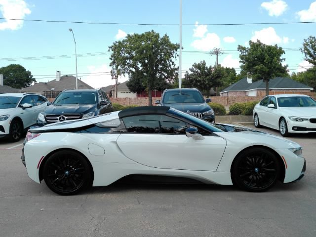 Used 2019 BMW i8 Roadster AWD/4WD image 6