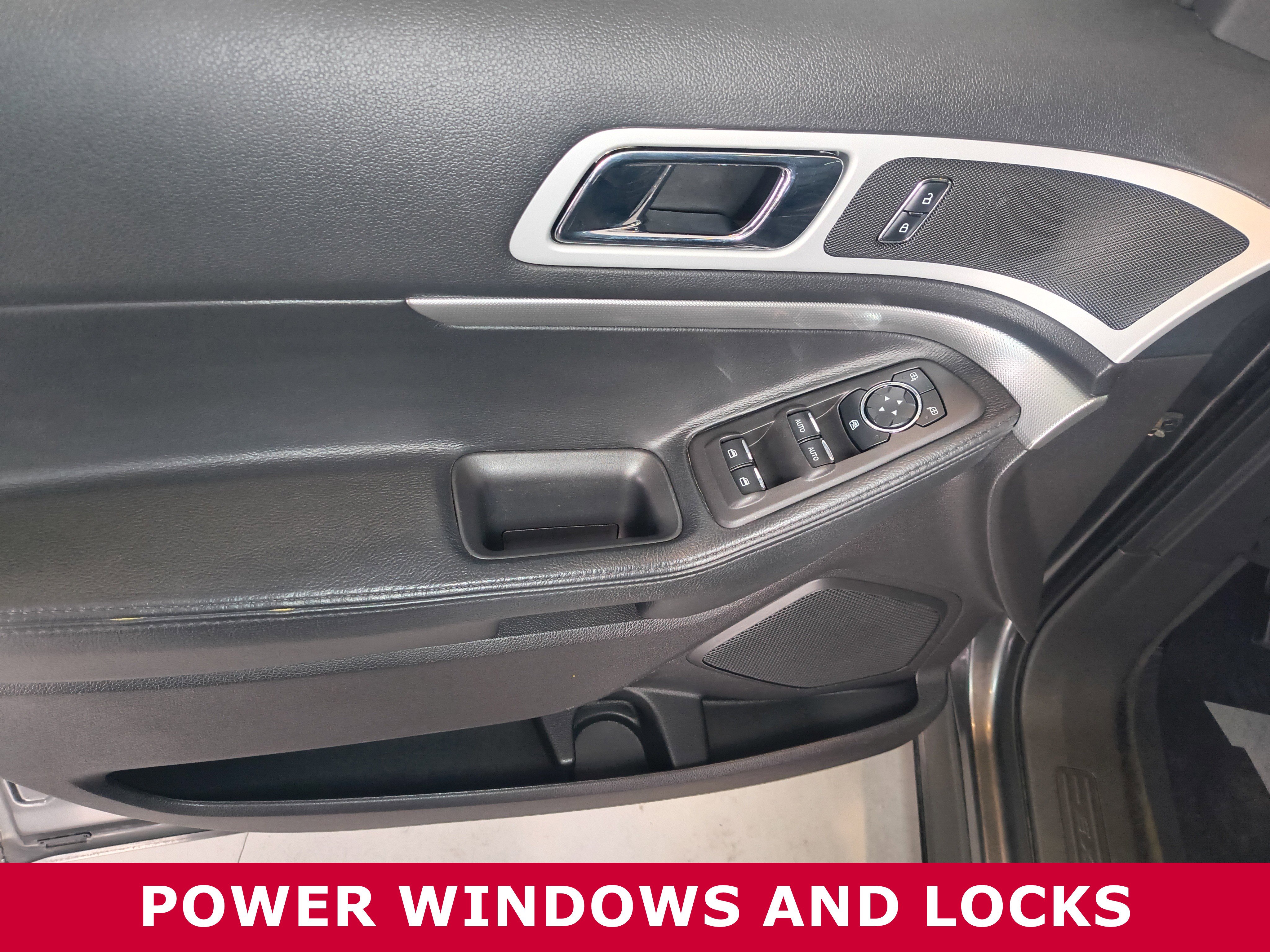 Used 2015 Ford Explorer XLT w/ Equipment Group 202B image 20