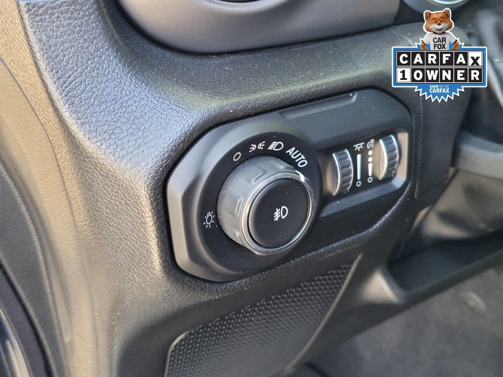Used 2022 Jeep Wrangler Unlimited Sport AWD/4WD image 17