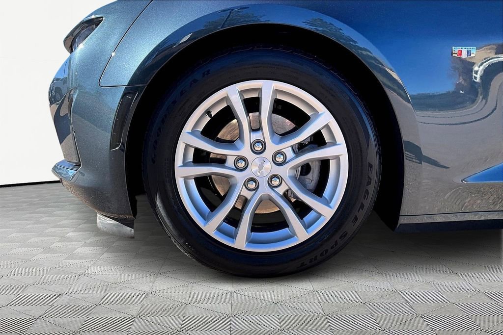 Used 2021 Chevrolet Camaro LS image 8