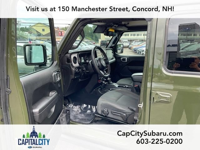 Used 2024 Jeep Wrangler Unlimited AWD/4WD image 15