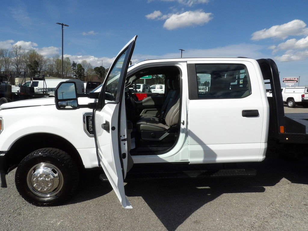 Used 2022 Ford F350 XL w/ Power Equipment Group image 13