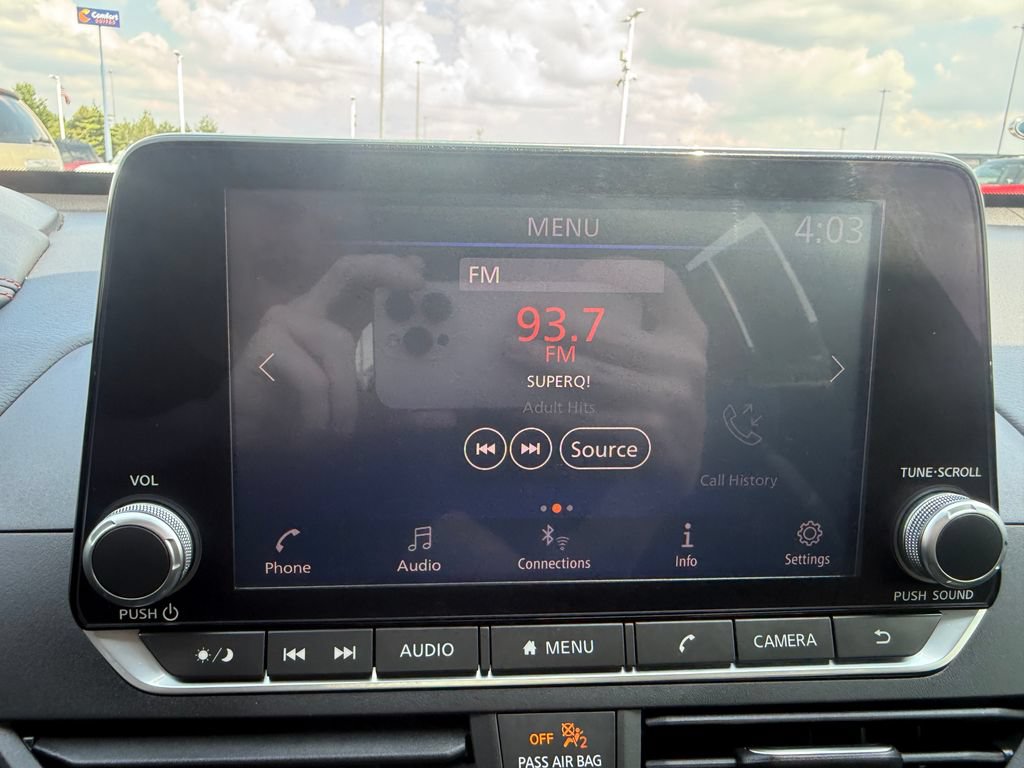 Used 2020 Nissan Altima 2.5 SR w/ Premium Package FWD image 24