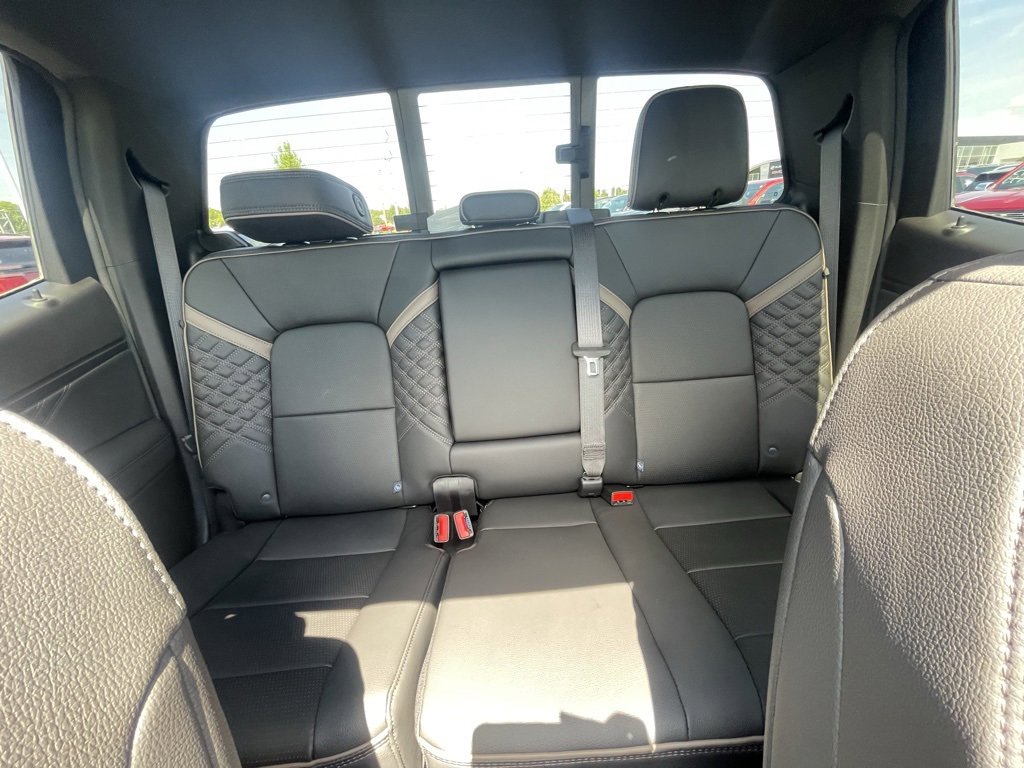 New 2026 GMC Canyon Denali image 25