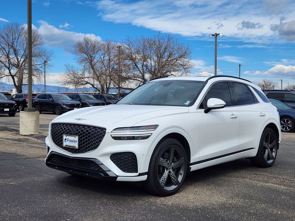 Used 2023 Genesis GV70 2.5T w/ Sport Prestige Package image 3