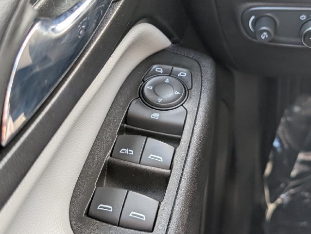 Used 2023 Chevrolet Equinox LT w/ Driver Convenience Package AWD/4WD image 28