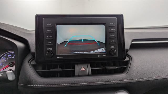 Used 2021 Toyota RAV4 LE AWD/4WD image 24