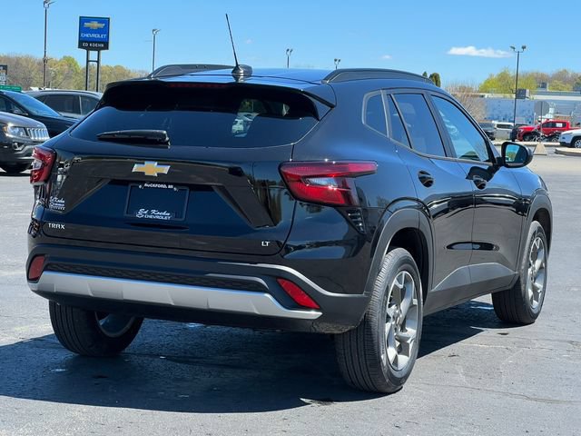 New 2026 Chevrolet Trax LT w/ LT Convenience Package FWD image 39