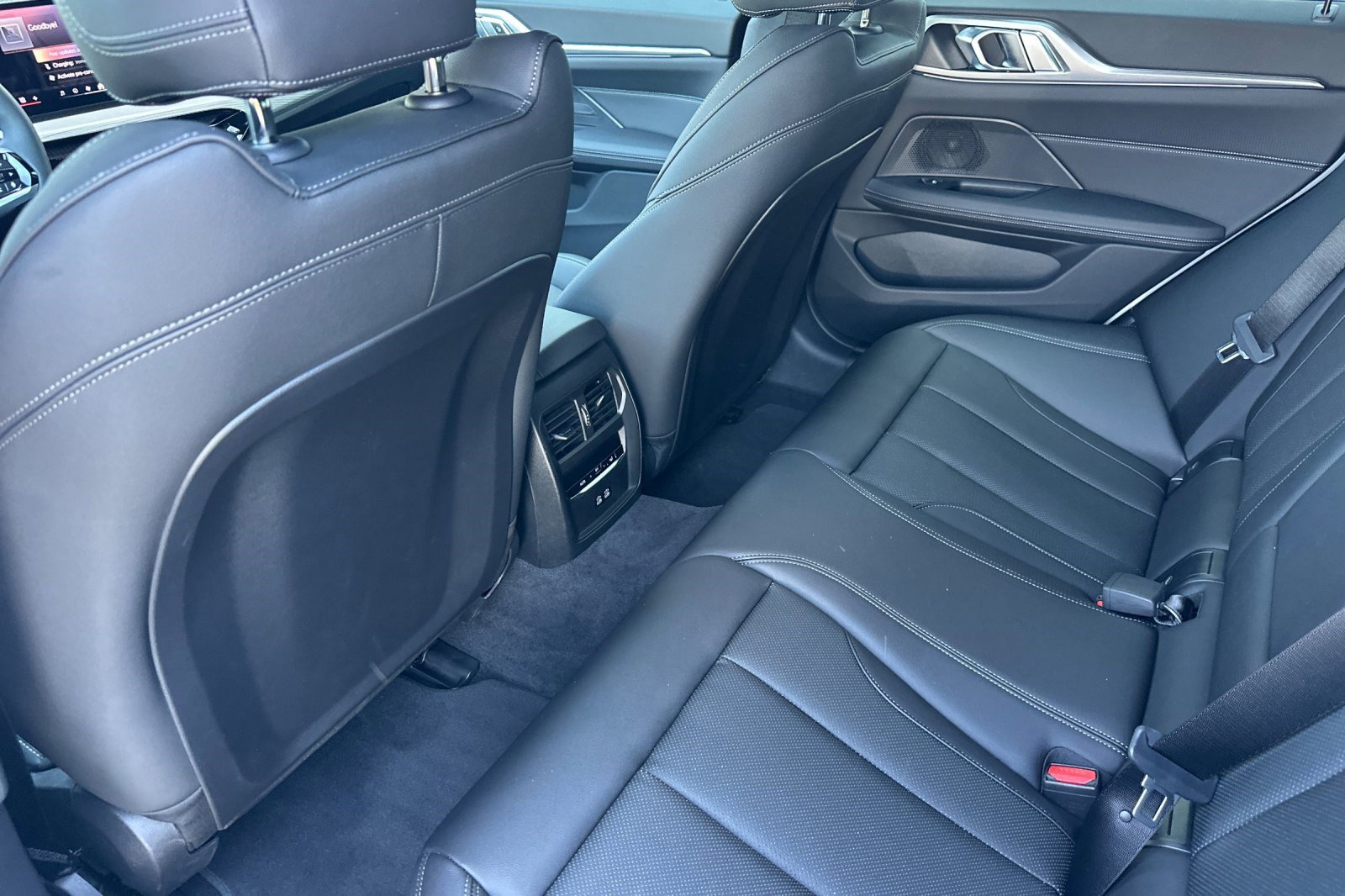 Used 2025 BMW i4 eDrive40 image 15